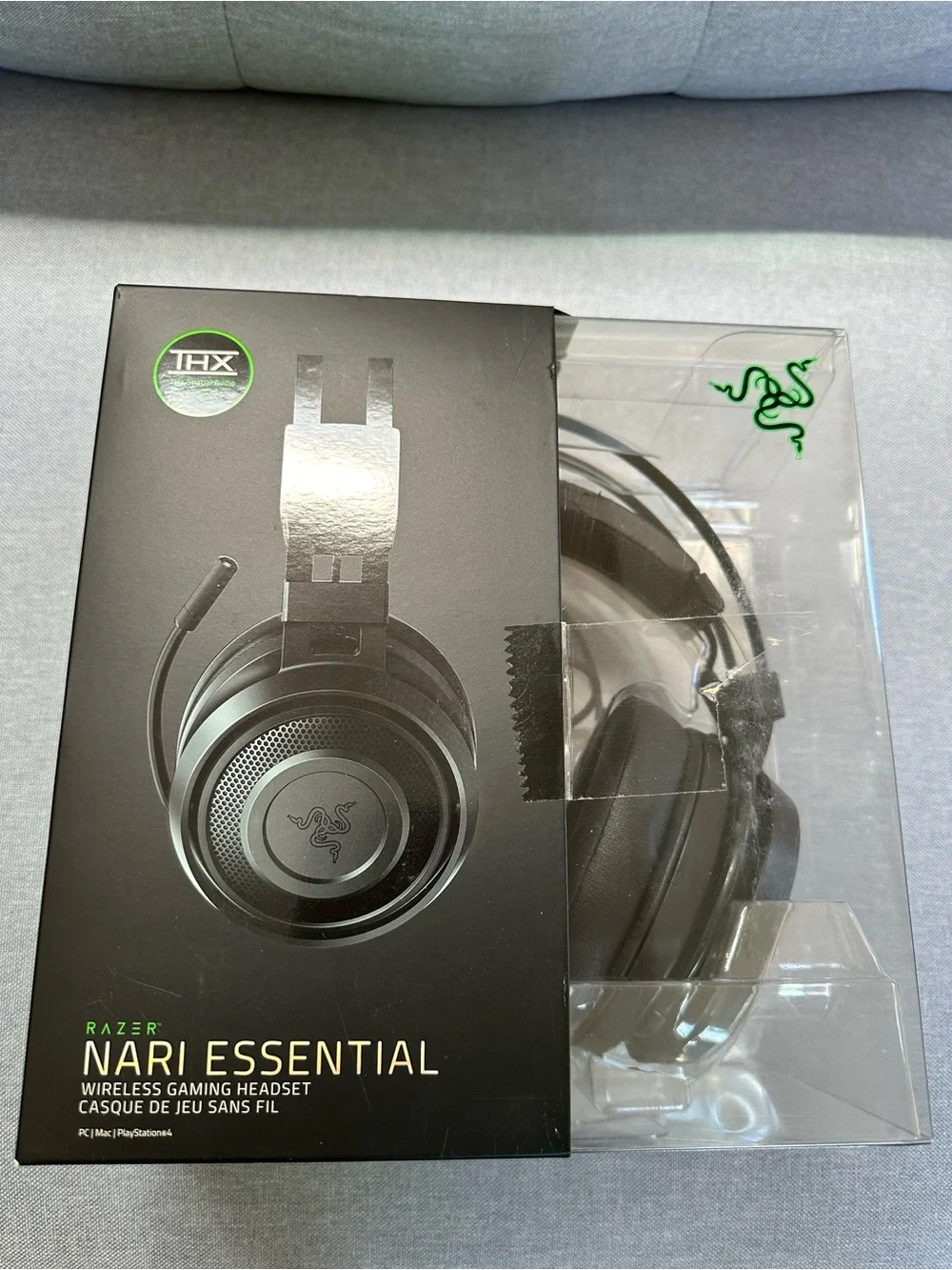 RAZER Nari Essential Wireless Gaming Headset